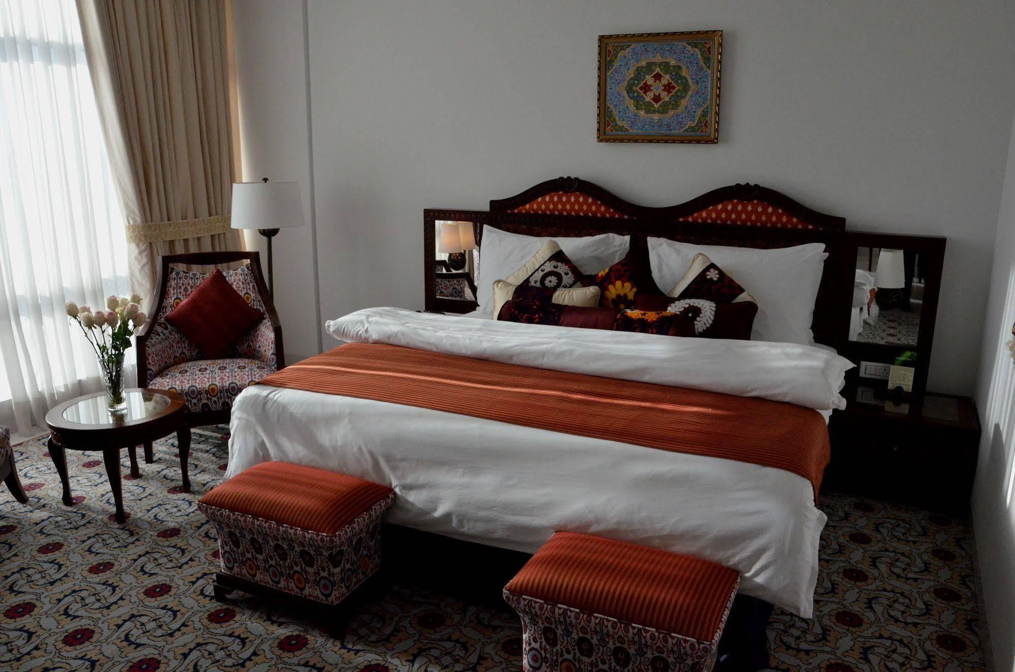 Dushanbe Serena Hotel Exteriér fotografie