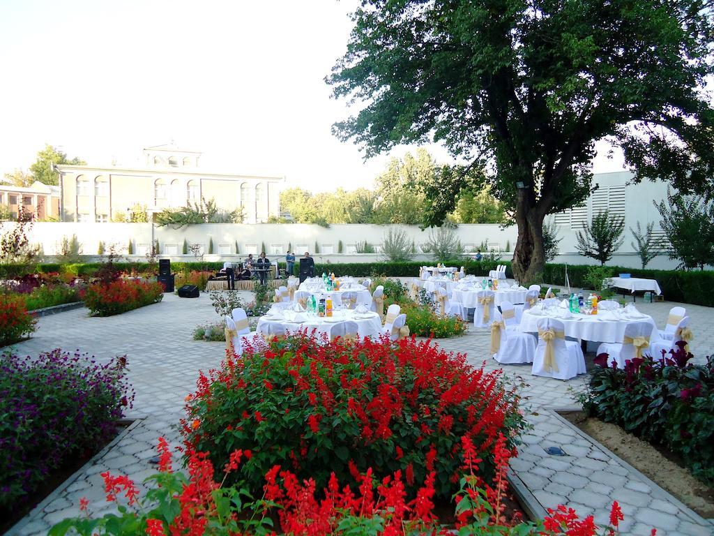 Dushanbe Serena Hotel Exteriér fotografie