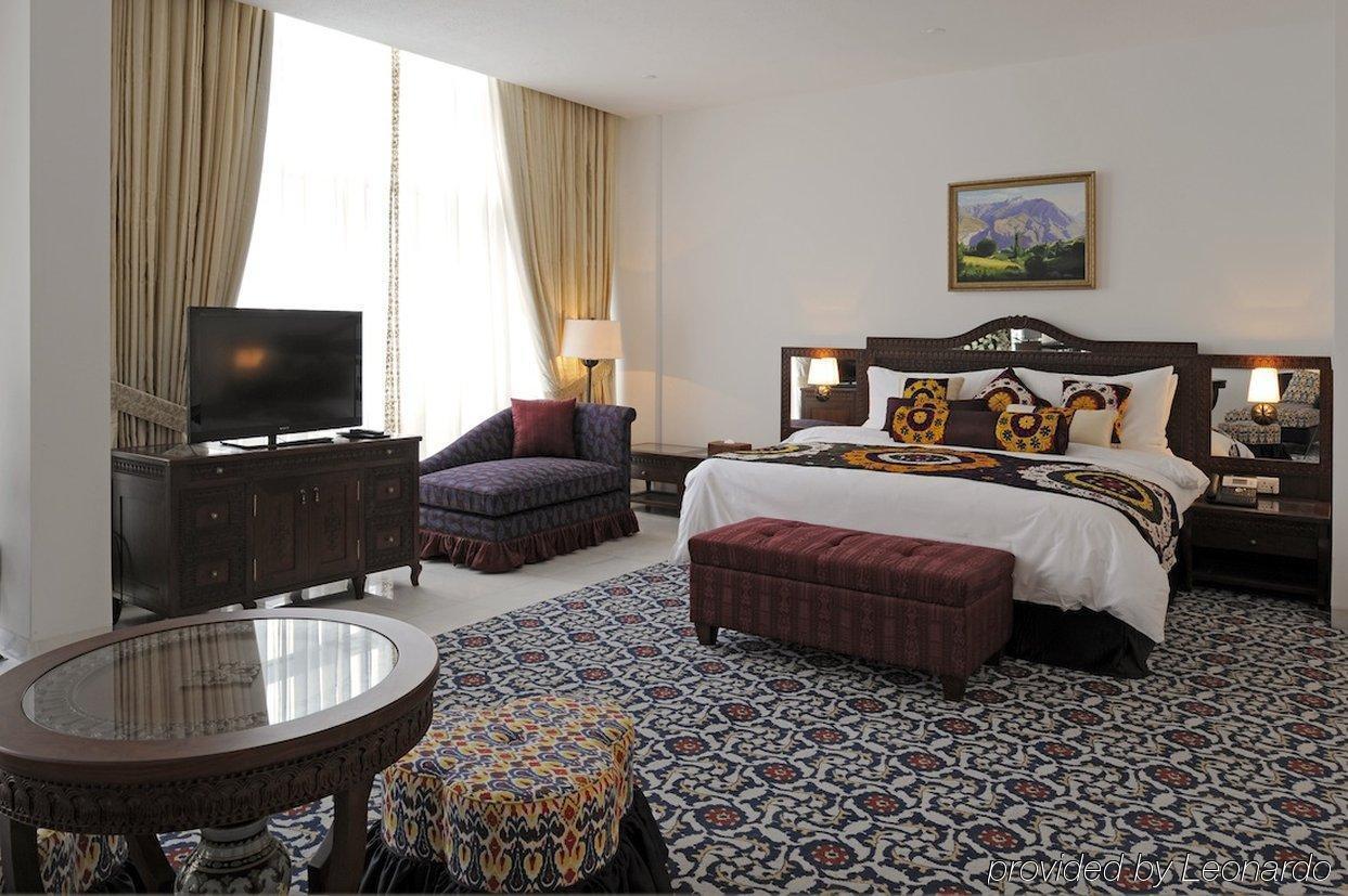 Dushanbe Serena Hotel Pokoj fotografie
