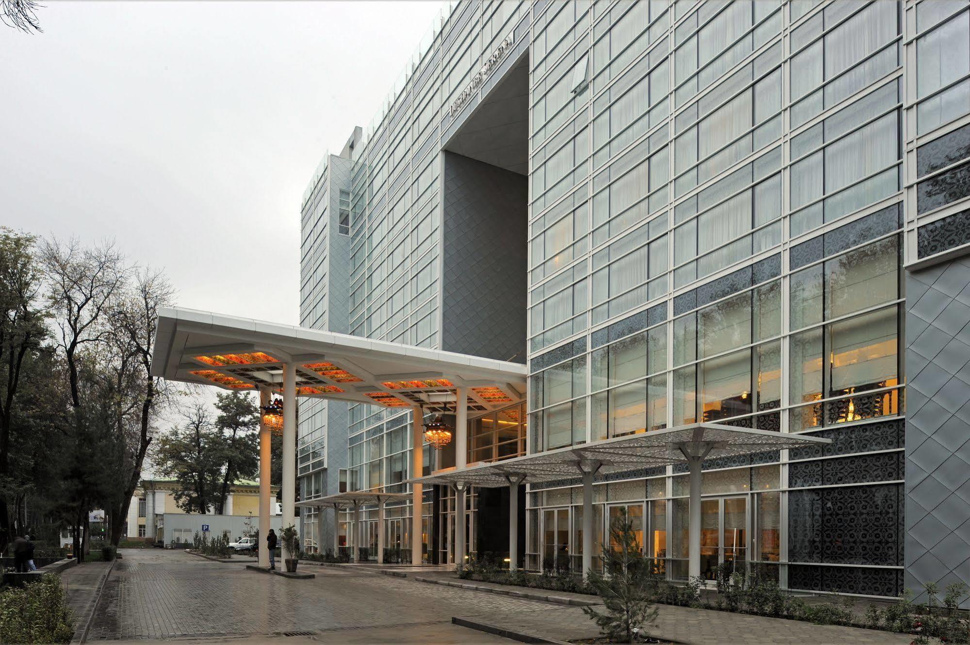 Dushanbe Serena Hotel Exteriér fotografie