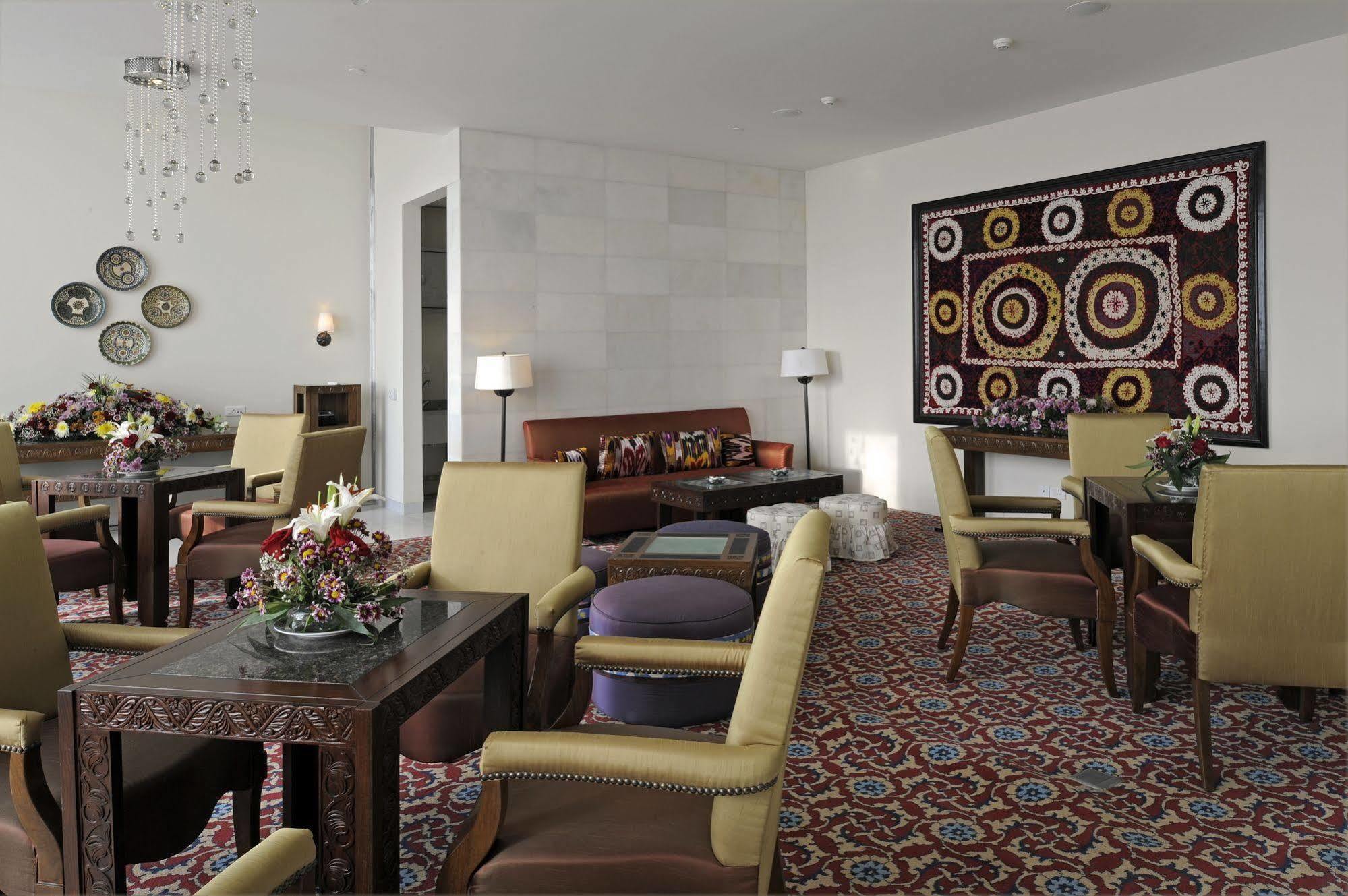 Dushanbe Serena Hotel Exteriér fotografie