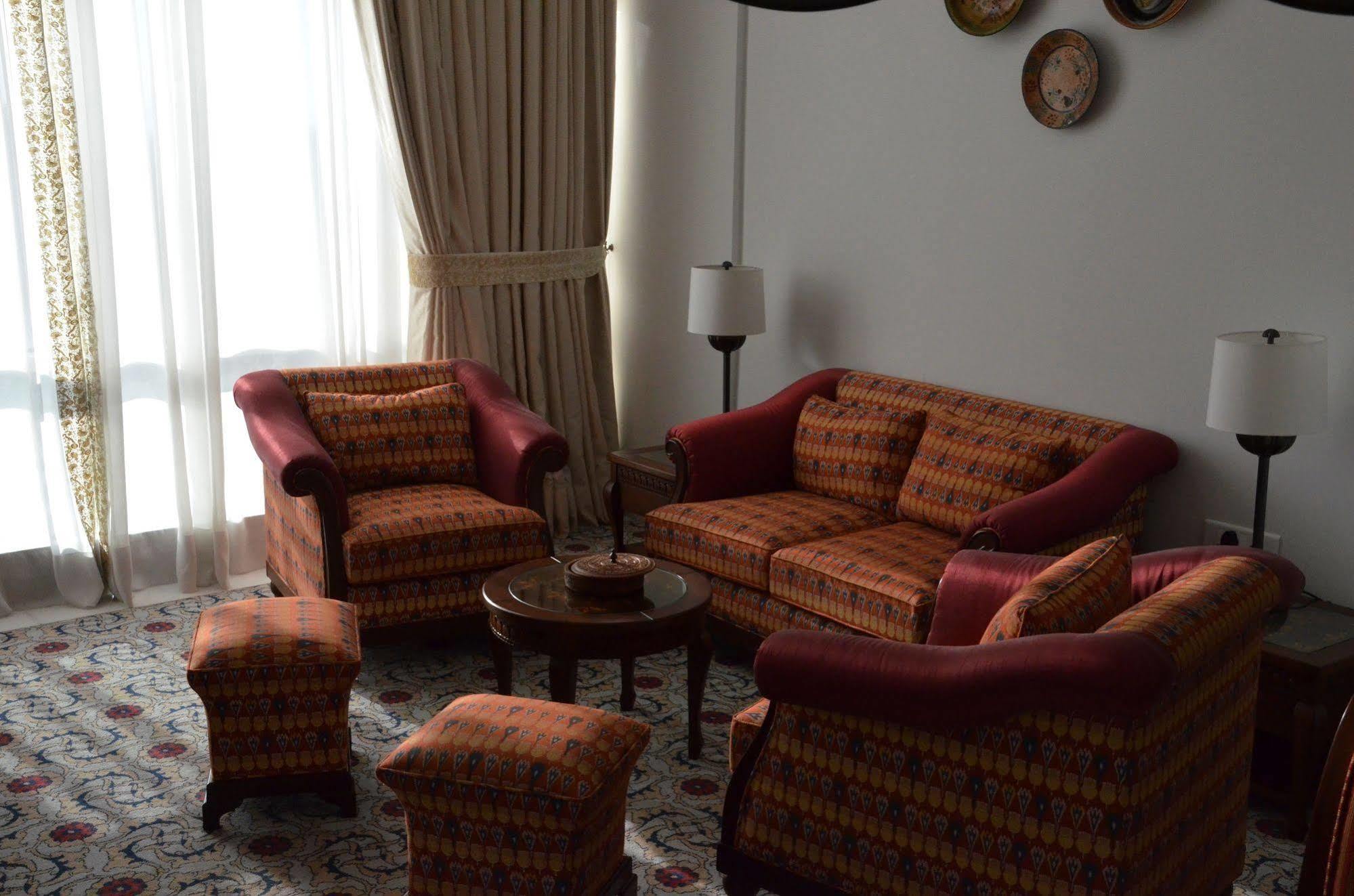 Dushanbe Serena Hotel Exteriér fotografie